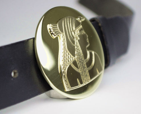 Guertelschnalle mit Diamantgravur Pharao