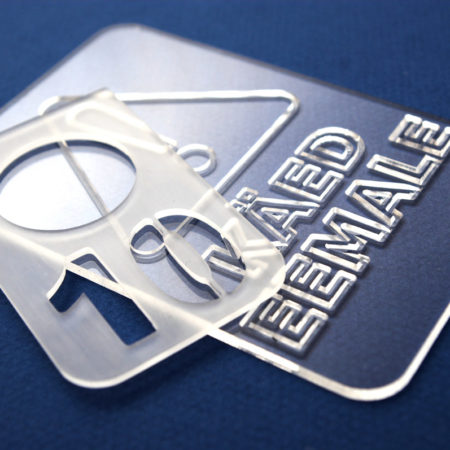 Plexiglasbearbeitung mit der CNC Fräse