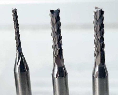 End mills set diamond toothed